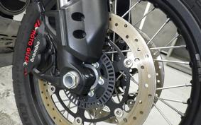 MOTO GUZZI V85 TT 2022