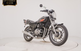 YAMAHA XJ550 2025 4V8