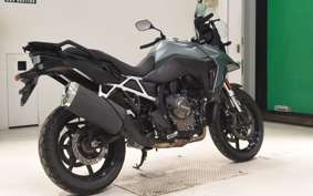 SUZUKI Vｽﾄﾛｰﾑ800 2023 EM1BA