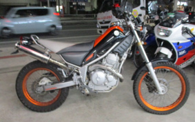 YAMAHA TORITSU CAR DG16J