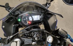 YAMAHA YZF R-3 2018 RH13J