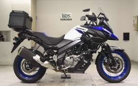 SUZUKI DL650 ( V-Strom 650 ) XTA 2025 C733M