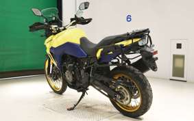 SUZUKI Vｽﾄﾛｰﾑ800DE 2024 EM1BA