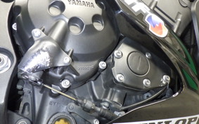 YAMAHA YZF-R1 2005