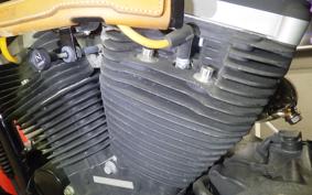 HARLEY XL883R 2005