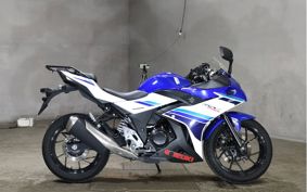 SUZUKI GSX250 R DN11A