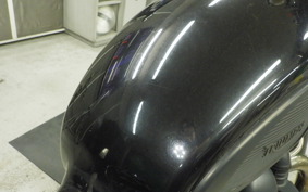 TRIUMPH BONNEVILLE SE 2010
