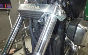 HONDA SHADOW 750 1986 RC25