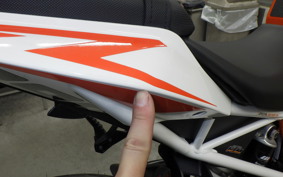 KTM 1290 SUPER DUKE R 2016