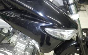 SUZUKI GSR250