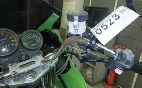 KAWASAKI GPZ400F 1984 ZX400A