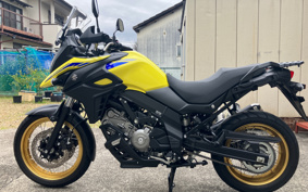 SUZUKI DL650 ( V-Strom 650 ) 2023 C733M