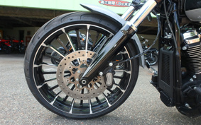 HARLEY FXBR 2024 YEZ