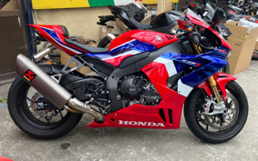 HONDA CBR1000RR-R FB SP 2020 SC82