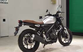 YAMAHA XSR155 2021