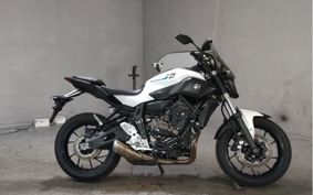 YAMAHA MT-07 2017 RM07J