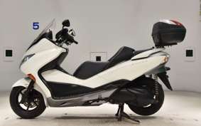 HONDA FORZA ZA 2013 MF10