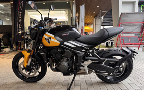 TRIUMPH TRIDENT 660 2026 L21U44