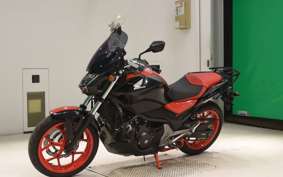 HONDA NC750S D 2017 RC88