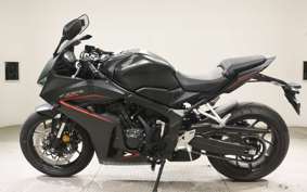 HONDA CBR650R E-Clutch 2026 RH17