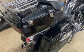 HARLEY FLHTCUSE1800CVO 2010 PR8