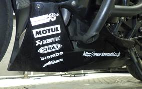 KAWASAKI NINJA ZX-6R 2011