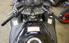 SUZUKI GSX-1300R HAYABUSA 2002