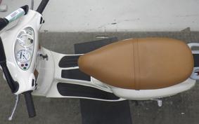 VESPA 125 ET4 2023
