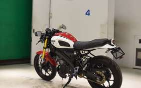 YAMAHA XSR155