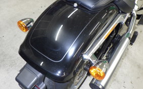 HARLEY FLFB 1750 2019