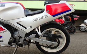 YAMAHA FZR250 2KR