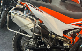 KTM 890 ADVENTURE	 R 2024 TR640