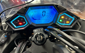 HONDA NM4 VULTUS -02 2017 RC82