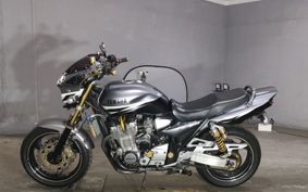 YAMAHA XJR1300 1998 RP01J