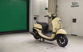 YAMAHA VINO 50 Gen.4 1996 AY02