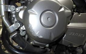 SUZUKI GSR250