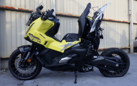 HONDA X-ADV 750 2025