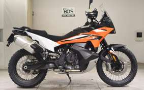 KTM 890 ADVENTURE	 2004