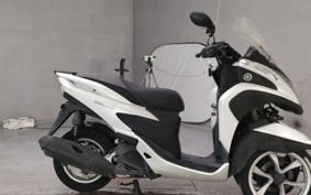 YAMAHA TRICITY 125 SE82J