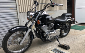 YAMAHA DRAGSTAR 250 VG02J