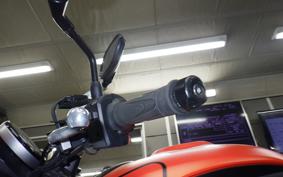 TRIUMPH TRIDENT 660 2023