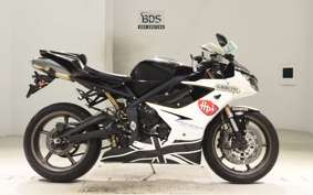 TRIUMPH DAYTONA 675 2010