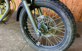 SUZUKI GLASS TRACKER BIG BOY NJ47A