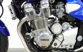 YAMAHA XJR1300 2016 RP03J