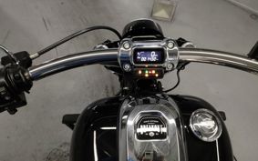 HARLEY FXBR1920 2024 YEZ