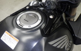 HONDA CB650R 2024 RH17