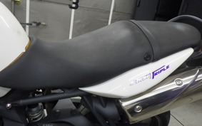 TRIUMPH STREET TRIPLE 2008