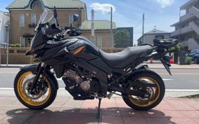 SUZUKI DL650 ( V-Strom 650 ) 2024 C733M