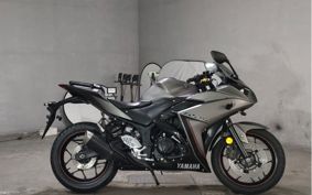 YAMAHA YZF-R25 RG10J