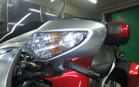 HONDA VFR1200F DCT 2010 SC63